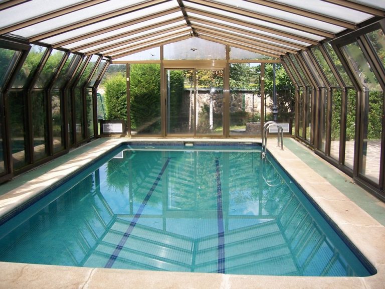 5 de piscina climatizada en casa