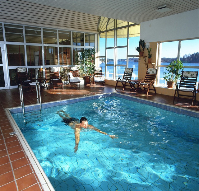Cívico Recuperar ciclo Beneficios saludables de un baño en una piscina climatizada - Pool Natural