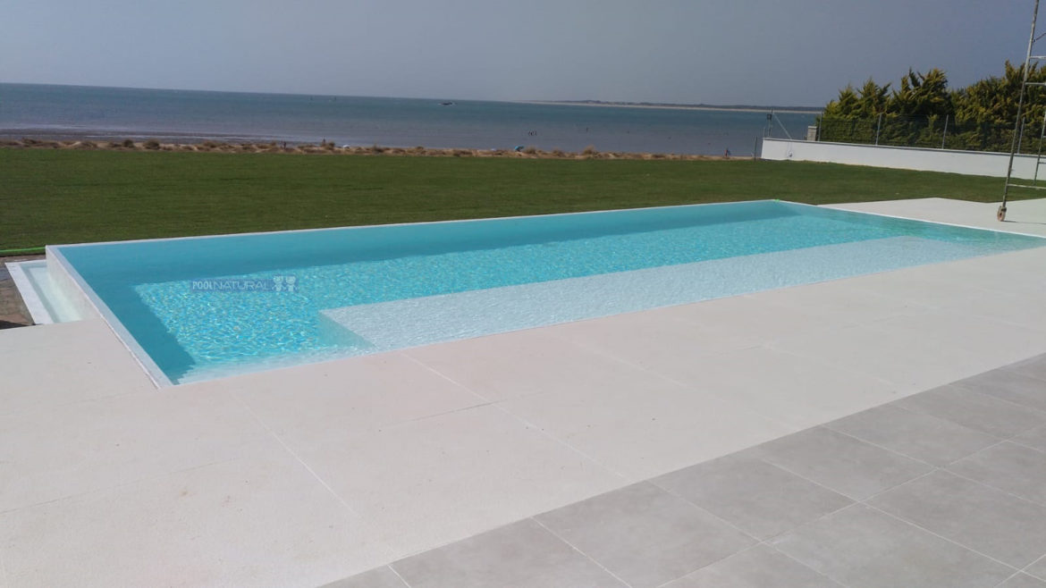 Piscinas a medida y las ventajas de elegir cada detalle - Pool Natural